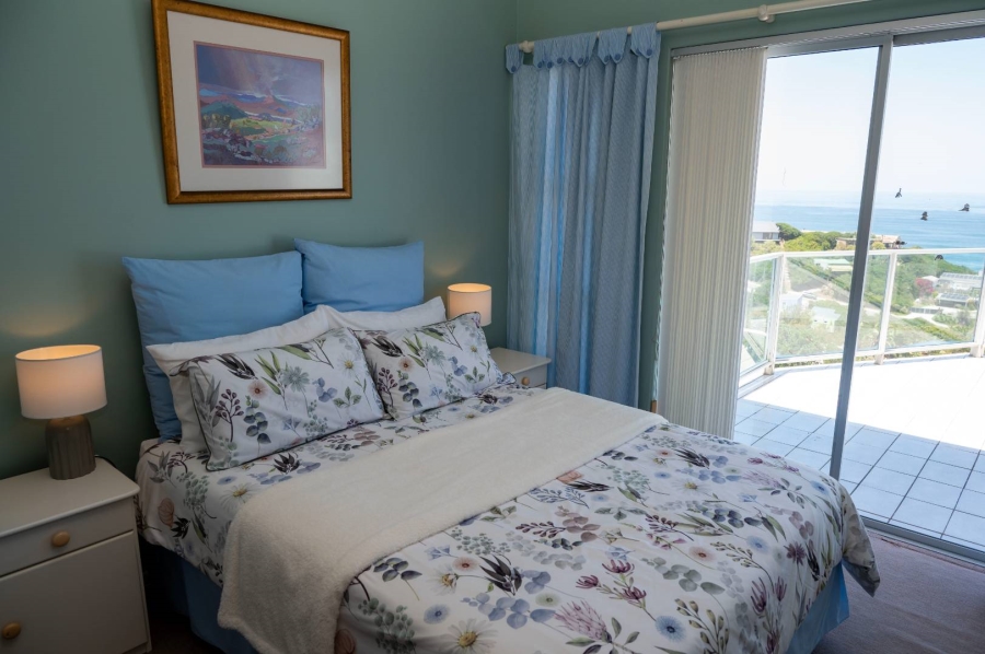 8 Bedroom Property for Sale in Brenton On Sea Western Cape